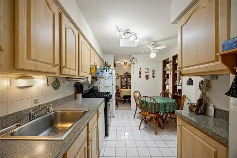 725 West Dempster Street Des Plaines IL 60016