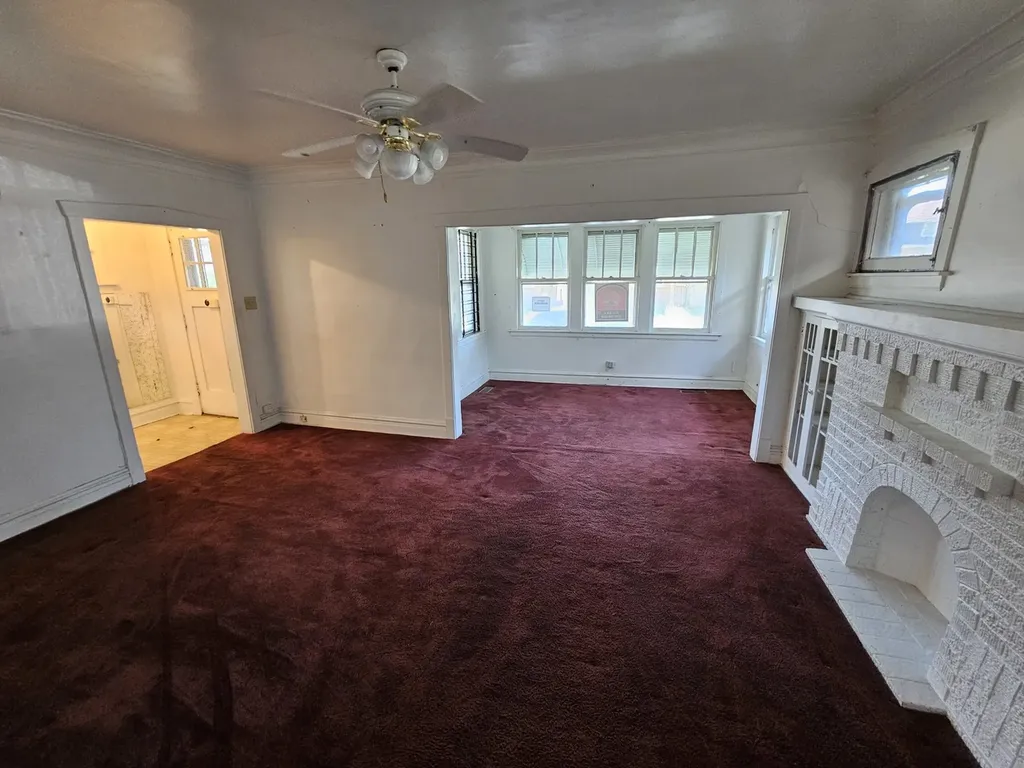 1448 North Menard Avenue Chicago IL 60651