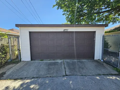 1448 North Menard Avenue Chicago IL 60651
