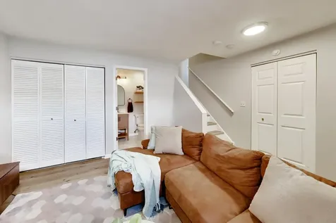 2555 West Moffat Street Chicago IL 60647
