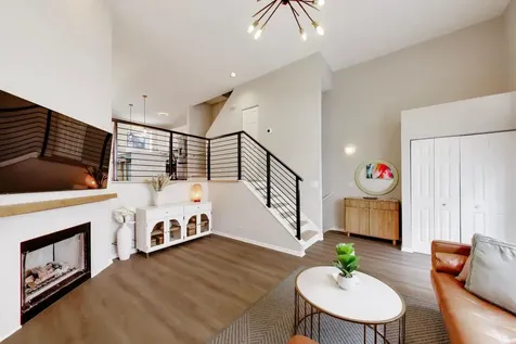 2555 West Moffat Street Chicago IL 60647