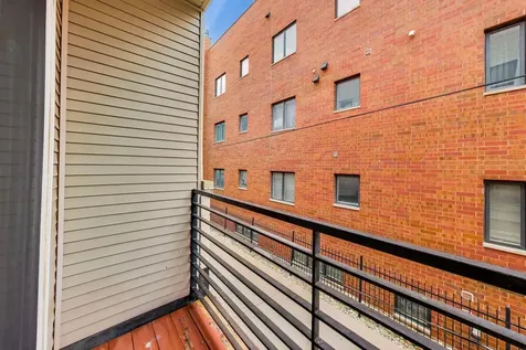 2555 West Moffat Street Chicago IL 60647
