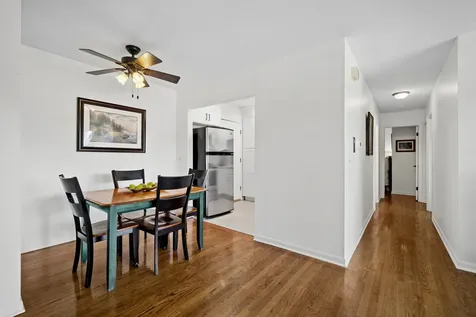 1777 Dewes Street Glenview IL 60025