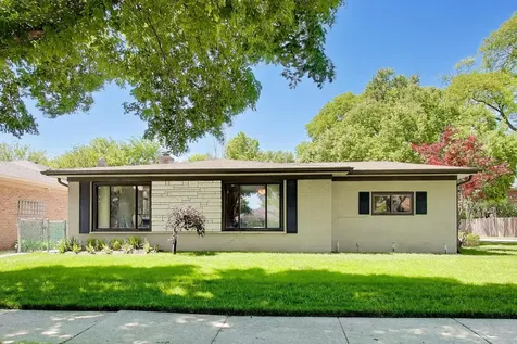 8864 East Prairie Road Skokie IL 60076