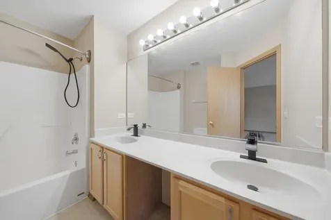 145 Azalea Circle Romeoville IL 60446