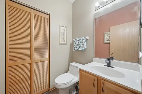145 Azalea Circle Romeoville IL 60446