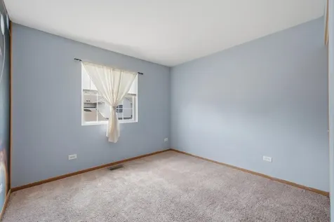 145 Azalea Circle Romeoville IL 60446