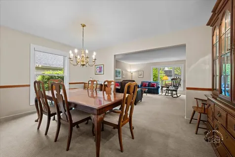 924 Royal Blackheath Court Naperville IL 60563