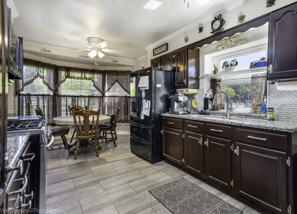 3461 North Pacific Avenue Chicago IL 60634