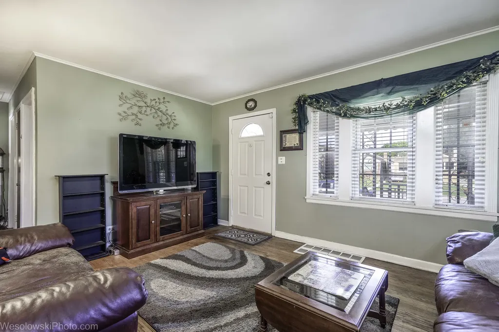 3461 North Pacific Avenue Chicago IL 60634