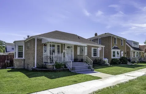 3461 North Pacific Avenue Chicago IL 60634