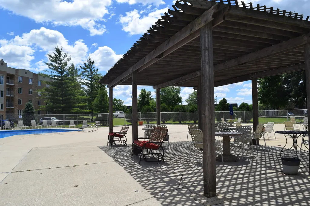 2200 South Stewart Avenue Lombard IL 60148