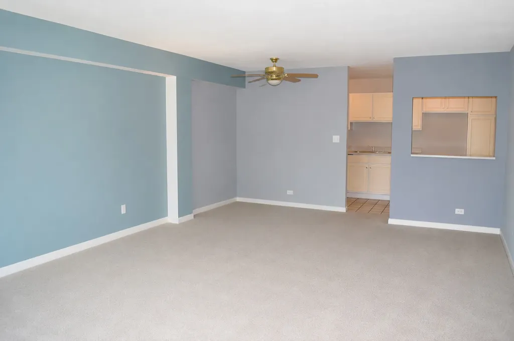 2200 South Stewart Avenue Lombard IL 60148