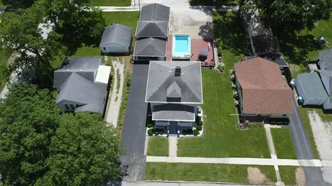 612 East Jones Street Milford IL 60953