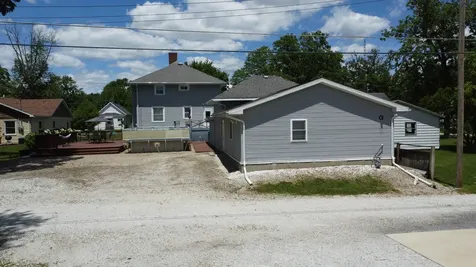 612 East Jones Street Milford IL 60953