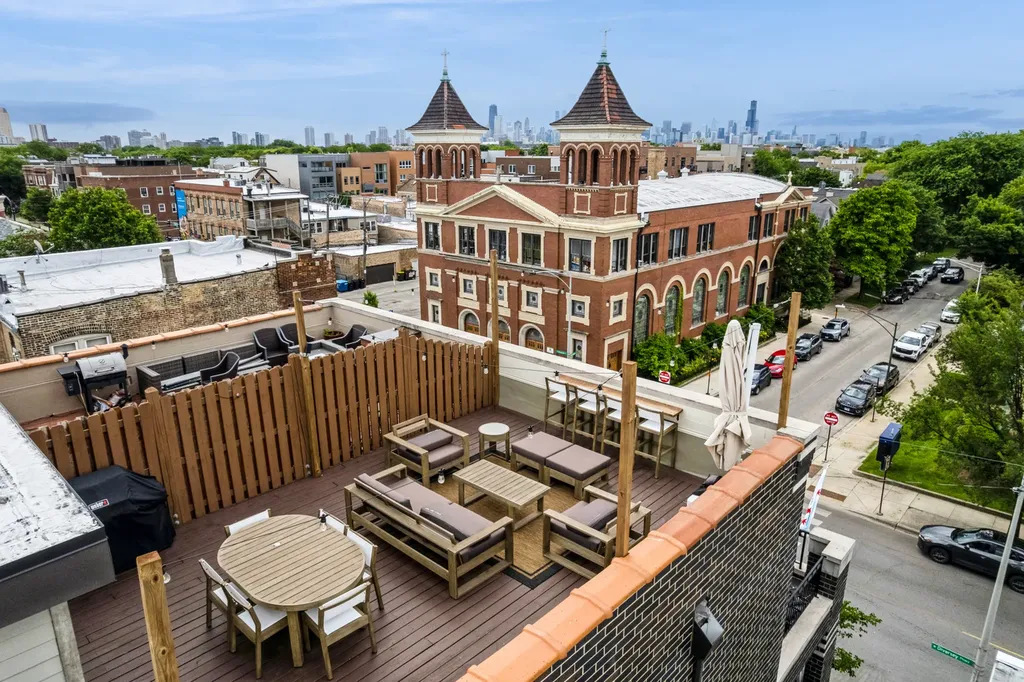 1632 West Diversey Parkway Chicago IL 60614