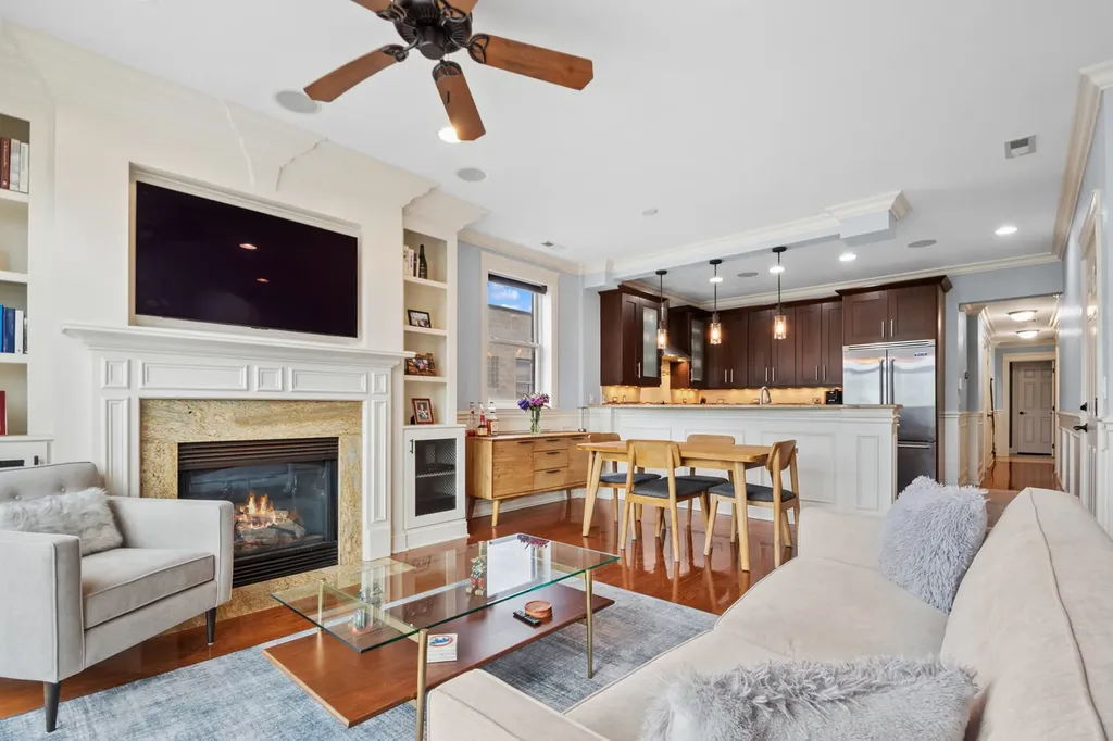 1632 West Diversey Parkway Chicago IL 60614