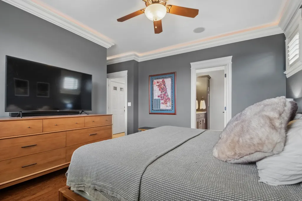1632 West Diversey Parkway Chicago IL 60614