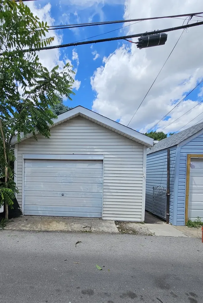 4025 West 58th Place Chicago IL 60629
