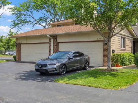 425 East Grouse Lane Deerfield IL 60015