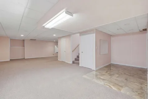 425 East Grouse Lane Deerfield IL 60015