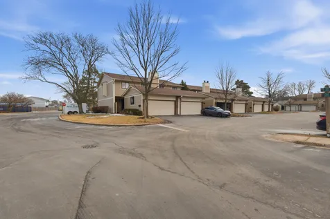 425 East Grouse Lane Deerfield IL 60015