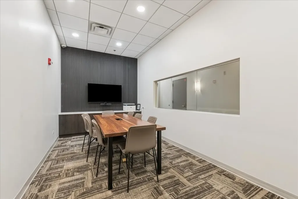 512 North Mcclurg Court Chicago IL 60611