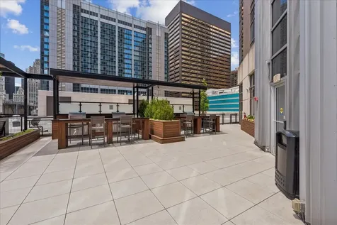 512 North Mcclurg Court Chicago IL 60611