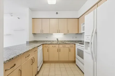 512 North Mcclurg Court Chicago IL 60611