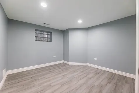 7638 South Laflin Street Chicago IL 60620