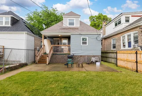 7638 South Laflin Street Chicago IL 60620