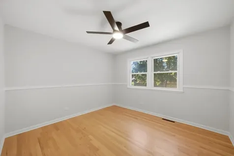 34 Berkshire Drive Wheeling IL 60090