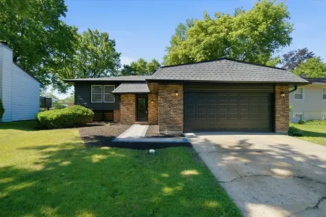 34 Berkshire Drive Wheeling IL 60090