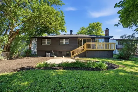 34 Berkshire Drive Wheeling IL 60090