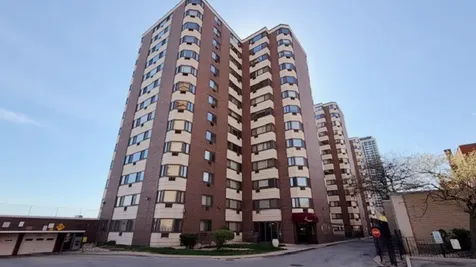 7337 South South Shore Drive Chicago IL 60649