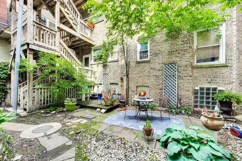 5712 North Wayne Avenue Chicago IL 60660