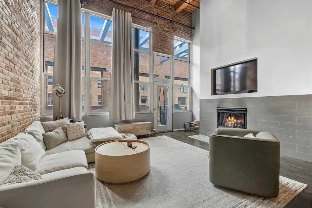 1000 West Washington Boulevard Chicago IL 60607