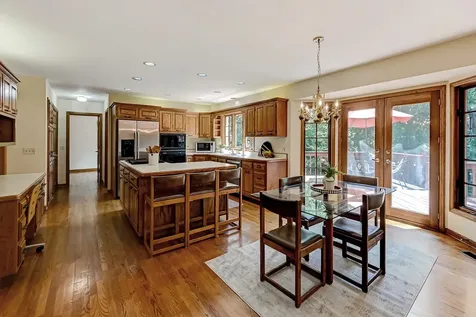 8701 Lake Ridge Drive Darien IL 60561