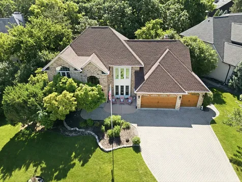 8701 Lake Ridge Drive Darien IL 60561