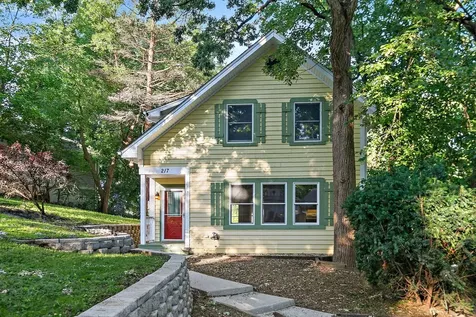 217 Hillside Drive Island Lake IL 60042