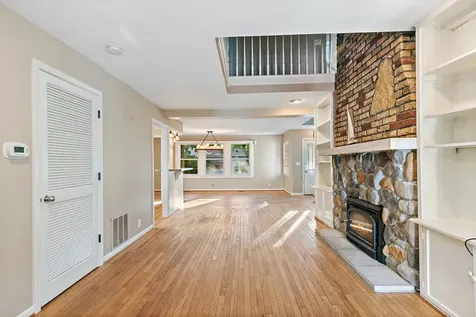 217 Hillside Drive Island Lake IL 60042