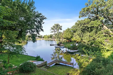 217 Hillside Drive Island Lake IL 60042