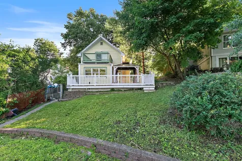 217 Hillside Drive Island Lake IL 60042