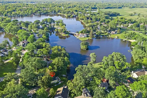 217 Hillside Drive Island Lake IL 60042