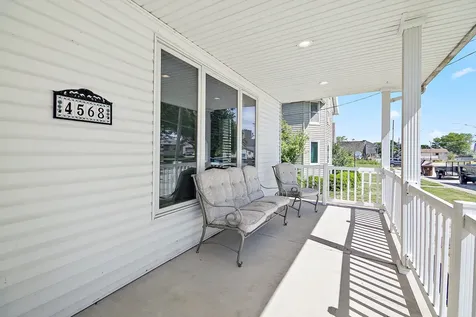 4568 Main Street Kankakee IL 60901