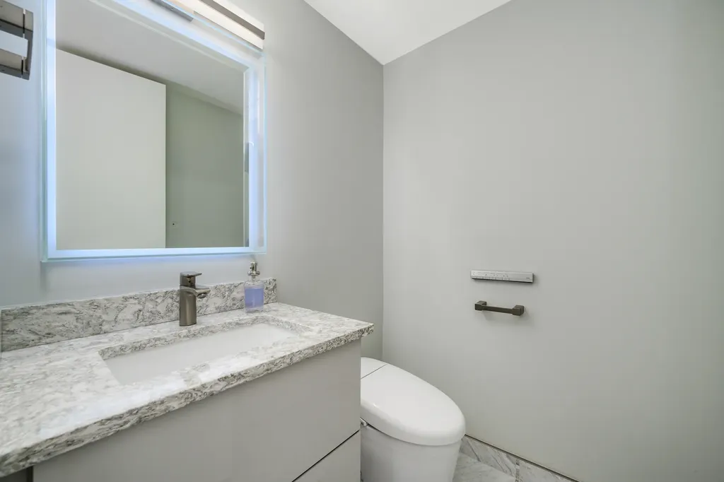 360 East Randolph Street Chicago IL 60601