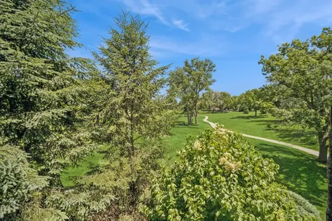 3860 Mission Hills Road Northbrook IL 60062