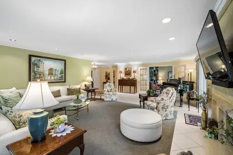 3860 Mission Hills Road Northbrook IL 60062