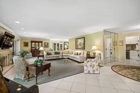 3860 Mission Hills Road Northbrook IL 60062