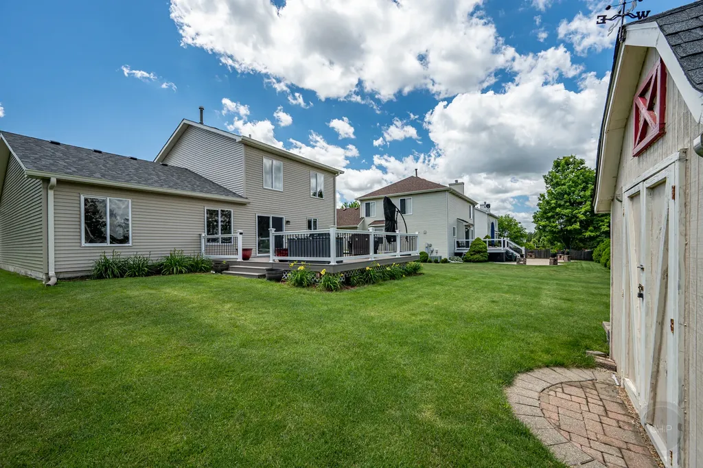 299 Clarendon Lane Bolingbrook IL 60440